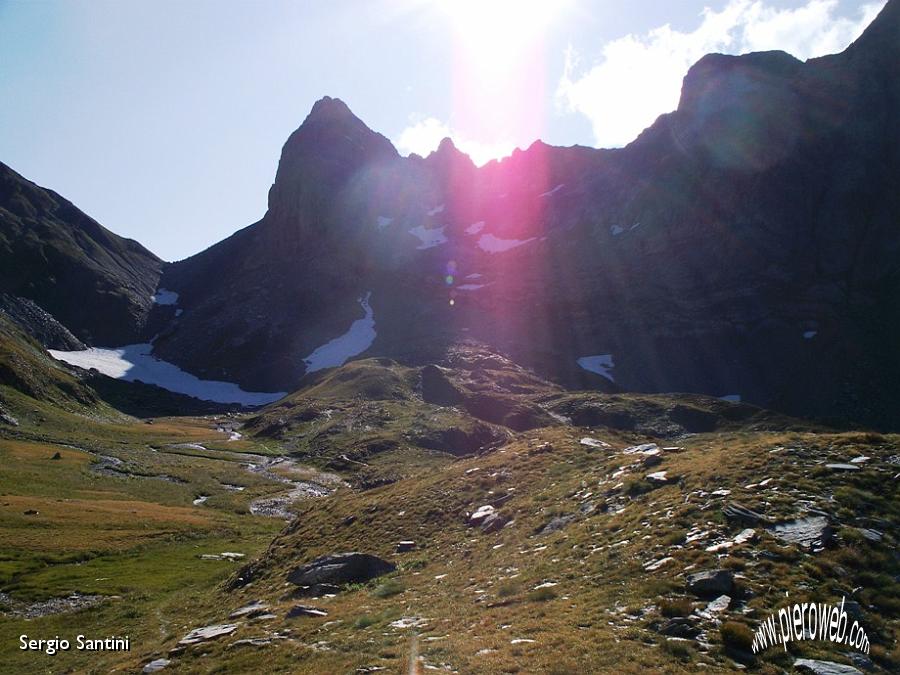 08 Passo di Valsecca e M. Poris.JPG